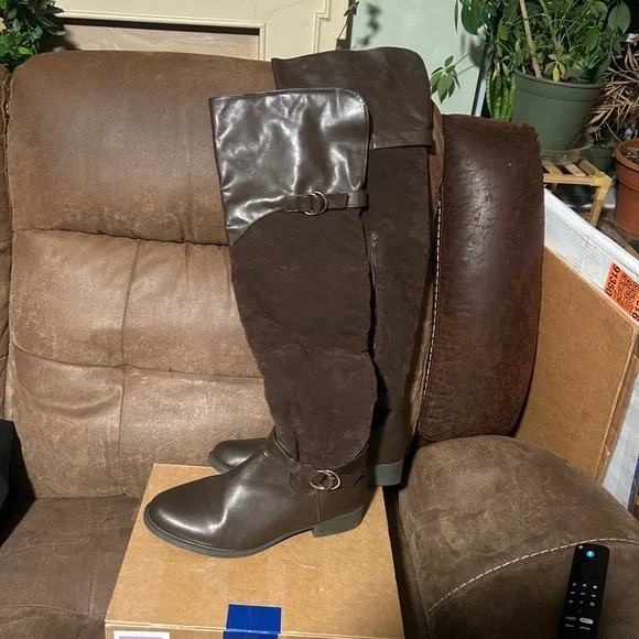 Shoe Dazzle Brown Faux Leather Over the Knee Boots👢Sz 11 - Picture 4 of 11